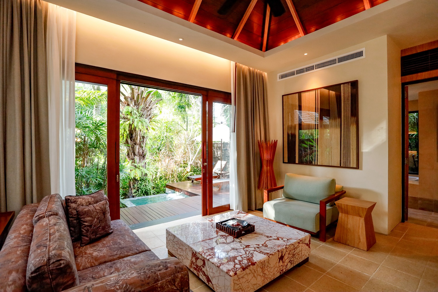 Sea Sand Sun Resort & Villas